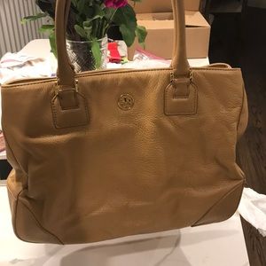 Tory Burch Tote 👜